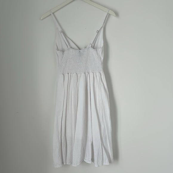 Amazon Dress - Picture 3 of 3